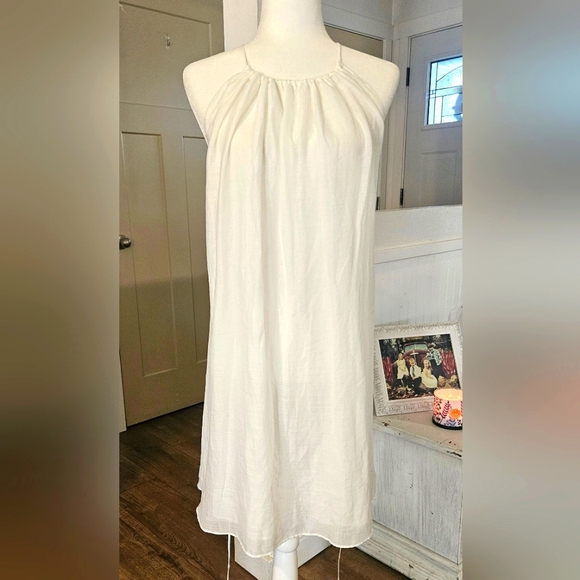 Banana Republic Dresses & Skirts - NWT' - BANANA REPUBLIC - White Linen Style Dress, Backless with Straps, Size L